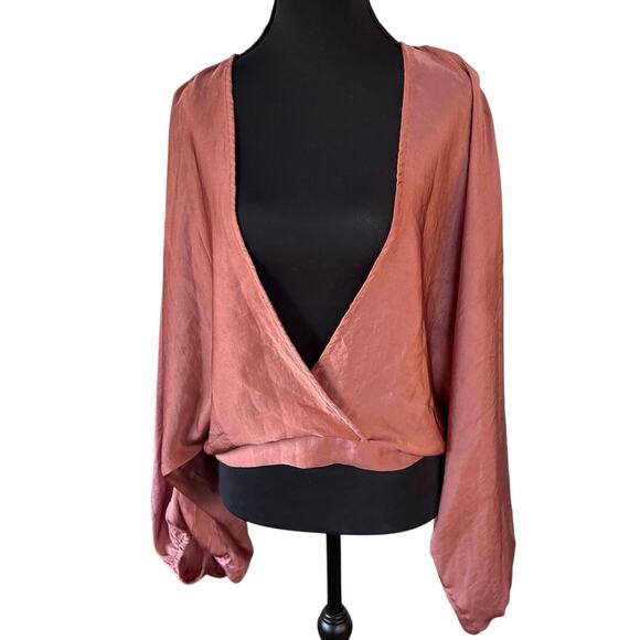 Free People Midnight Vibes Silky Satin Dolman Sleeve Crop Wrap Rose Pink Medium - Picture 4 of 11